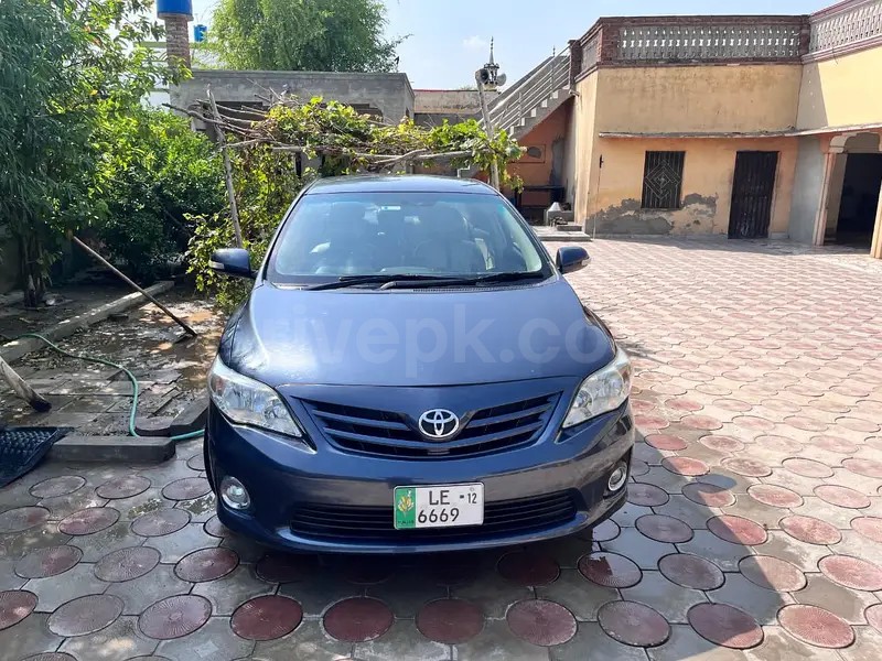 Toyota Corolla Altis 2012