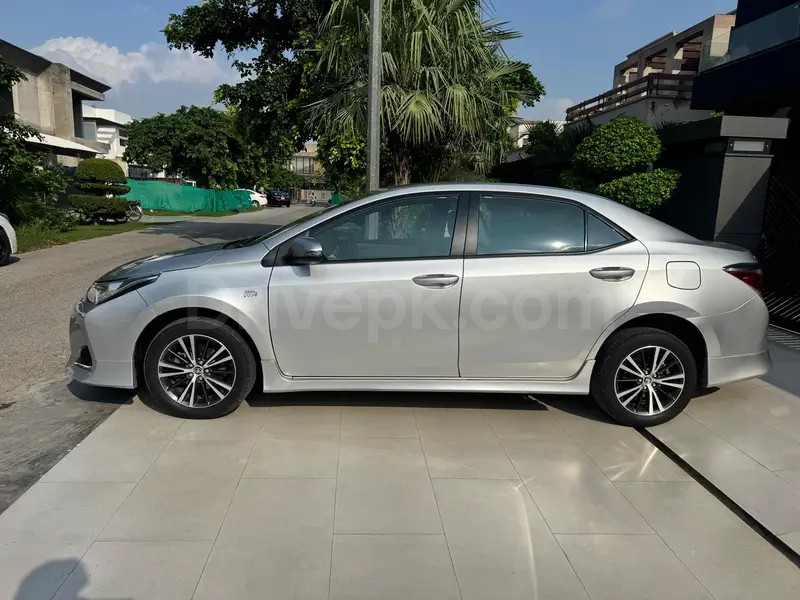 Toyota Corolla Altis 2022