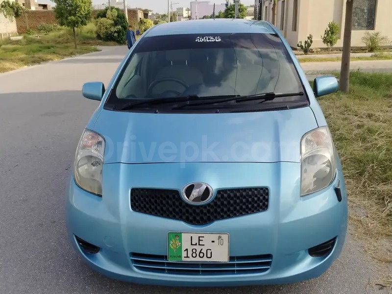 Toyota Vitz 2006