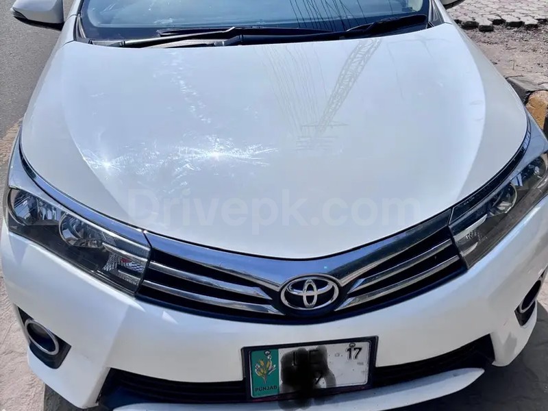 Toyota Altis Grande 2016