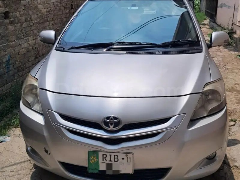 Toyota Belta 2011