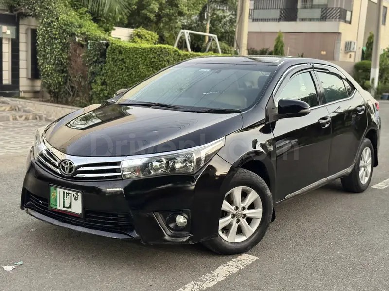 Toyota Altis Grande 2015