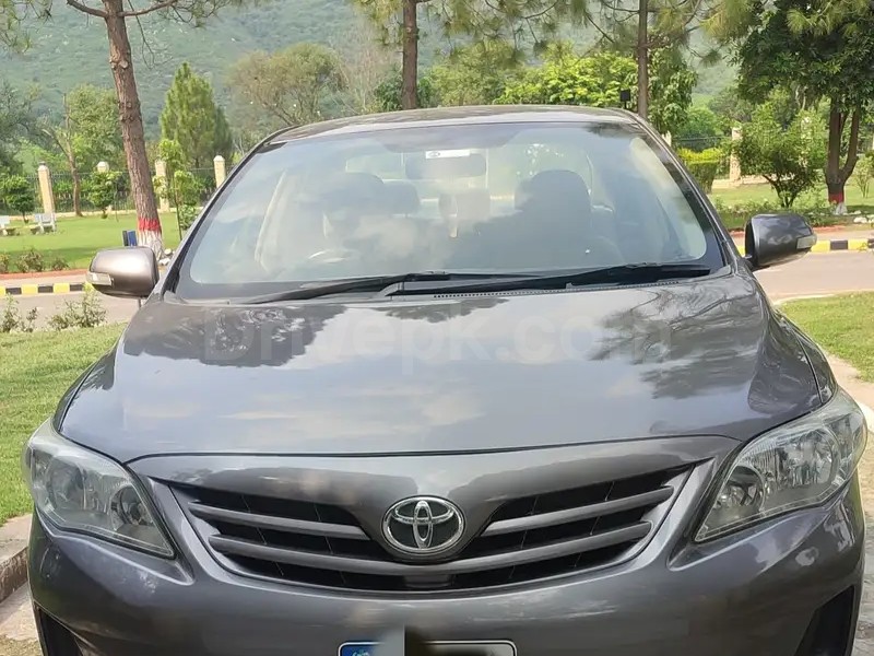 Toyota Corolla GLI 2013