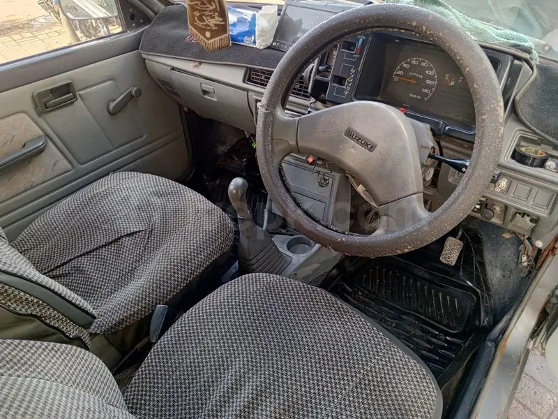 Suzuki Mehran VXR 2012