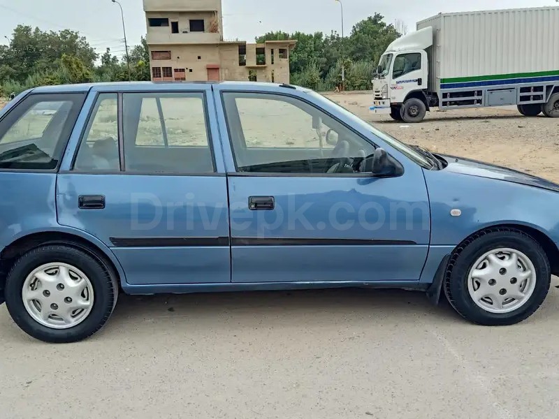 Suzuki Cultus 2010