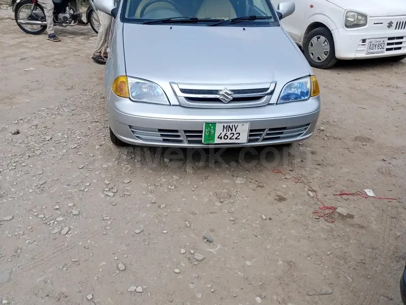 Suzuki Cultus 2001