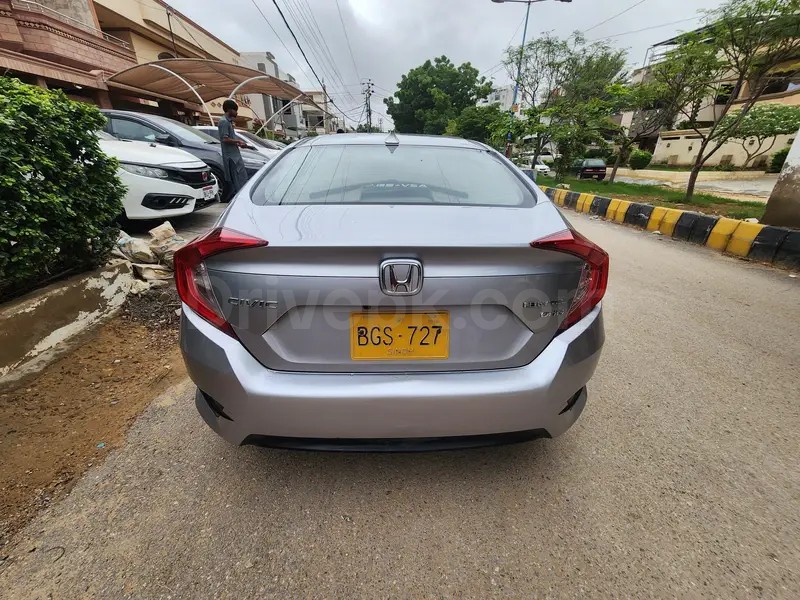 Honda Civic Oriel 2016