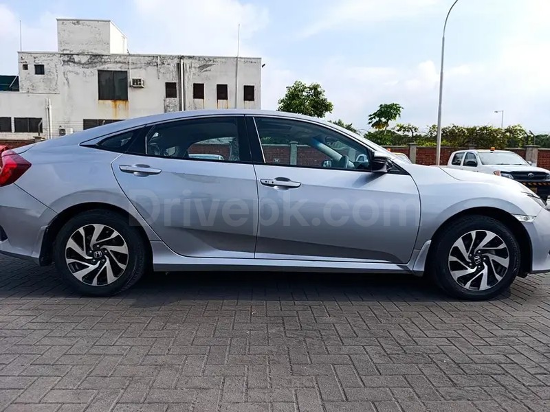 Honda Civic Oriel 2017