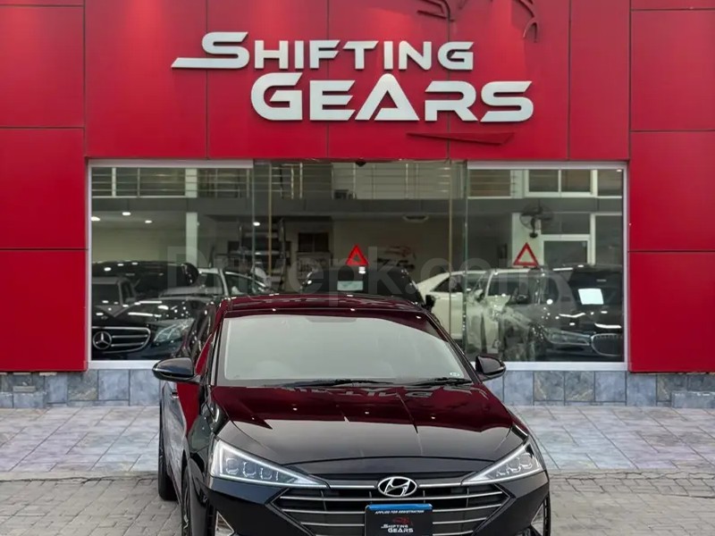 Hyundai Elantra 2021