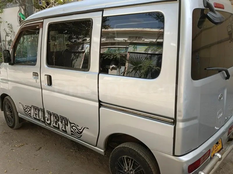 Daihatsu Hijet 2013