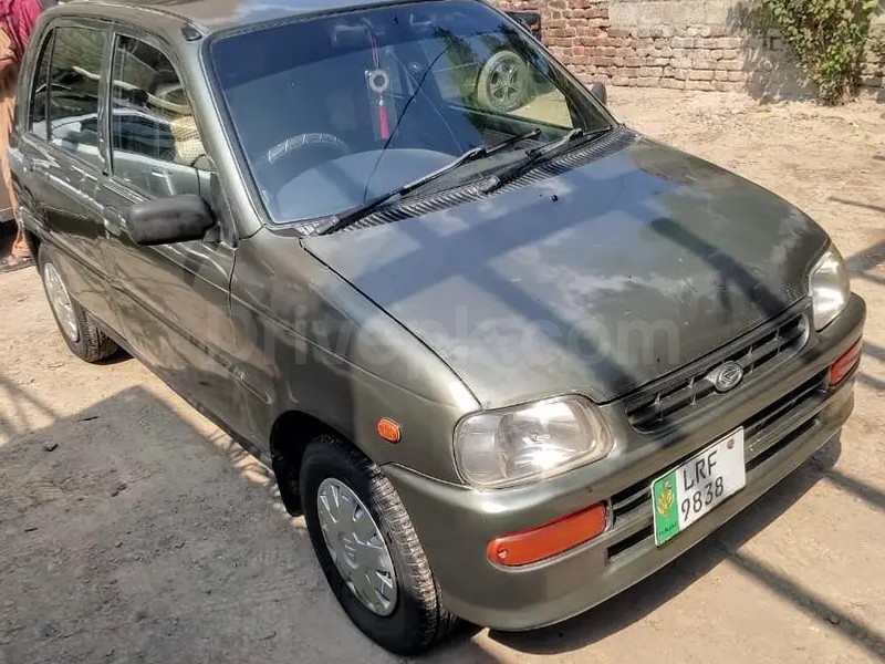 Daihatsu Cuore 2002