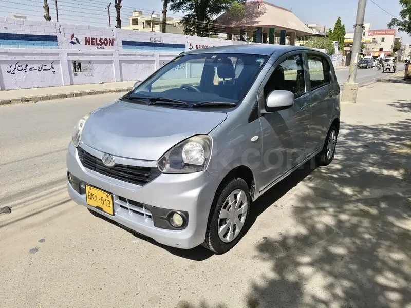 Daihatsu Mira 2016