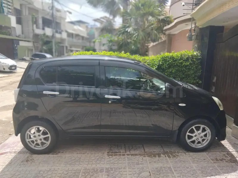 Daihatsu Mira 2014