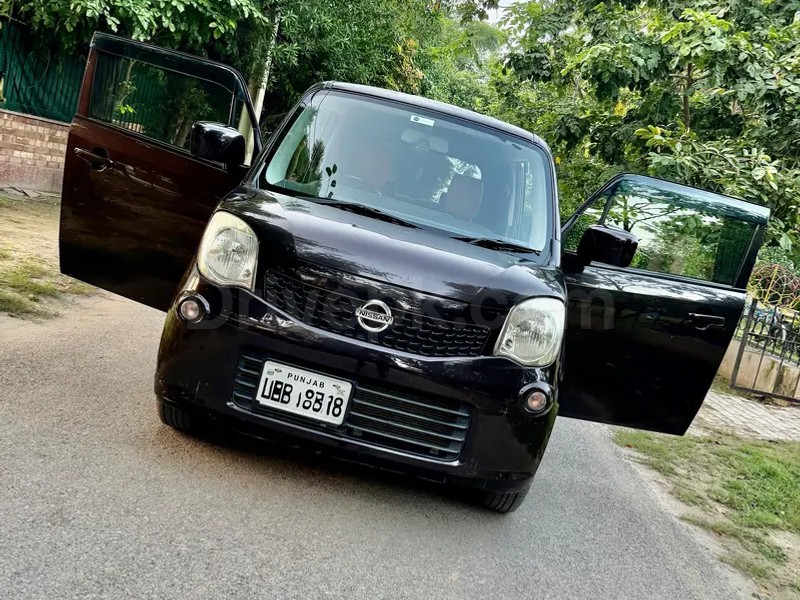 Nissan Moco 2014