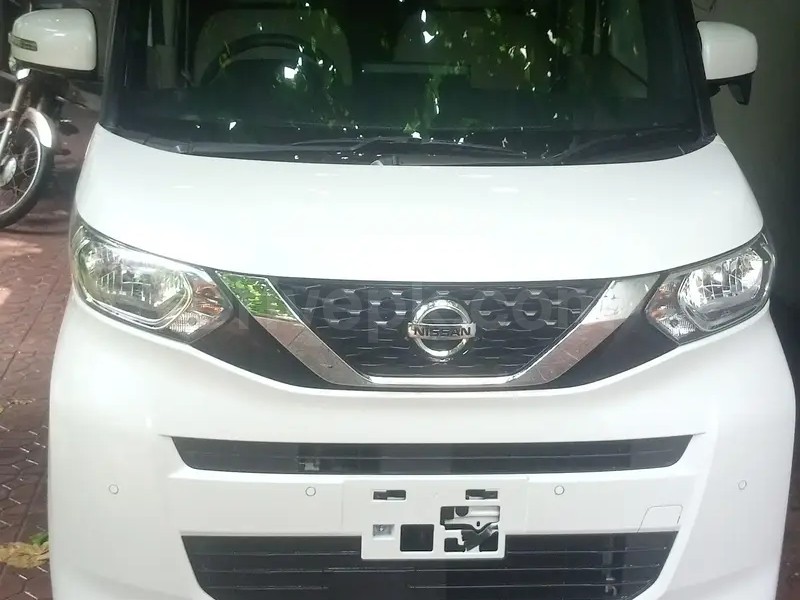 Nissan Roox 2023
