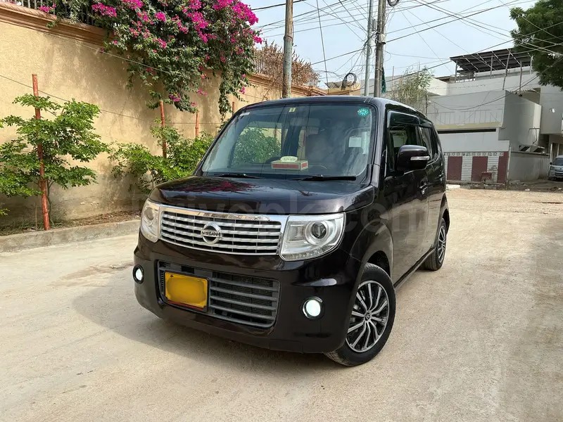 Nissan Moco 2014