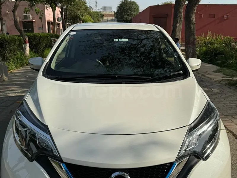 Nissan Note E Power 2018