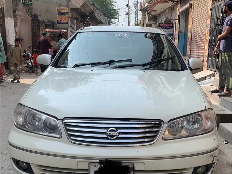 Nissan Sunny 2005
