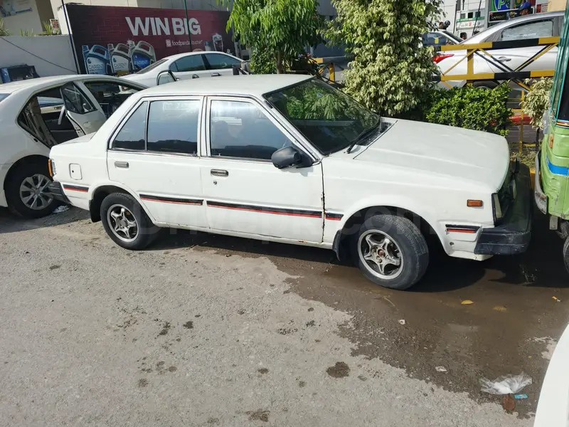 Nissan Sunny 1984