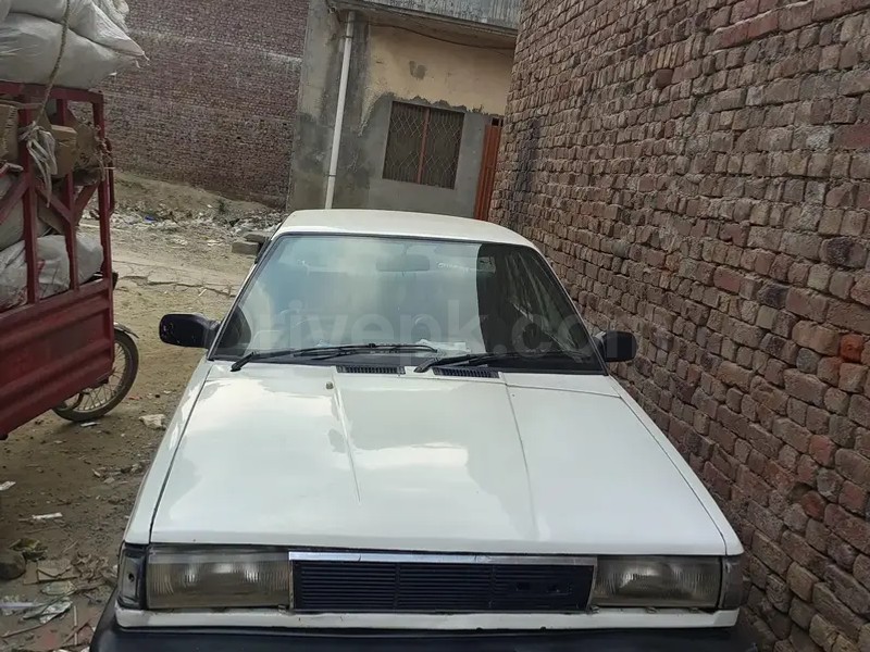 Nissan Sunny 1986