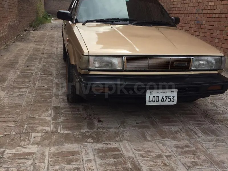 Nissan Sunny 1986