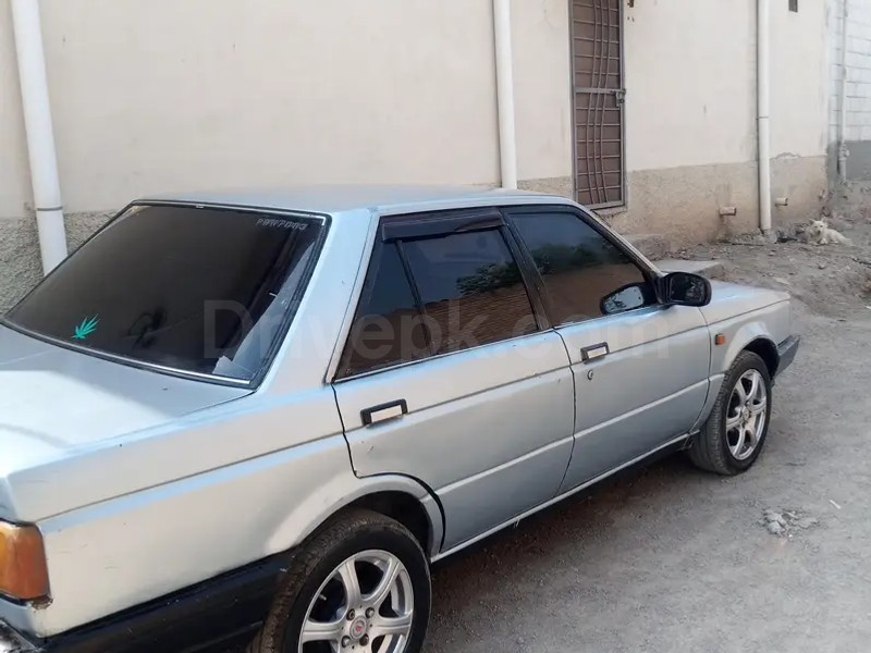 Nissan Sunny 1987