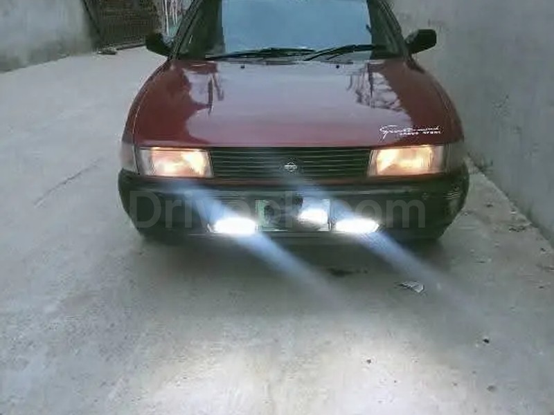 Nissan Sunny 1991