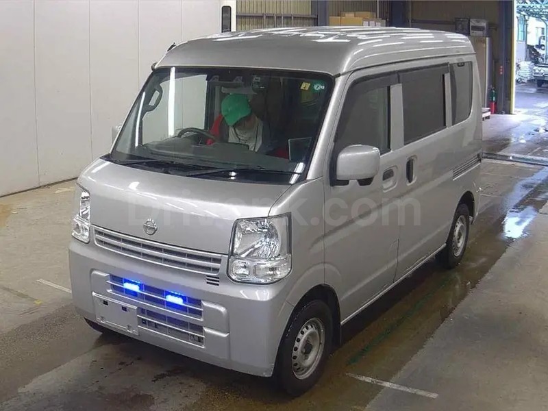 Nissan Clipper 2021