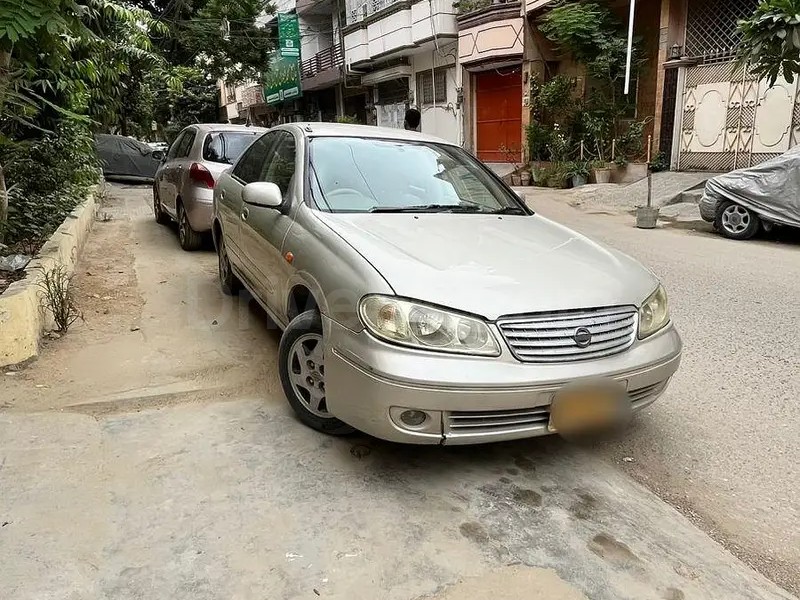 Nissan Sunny 2007