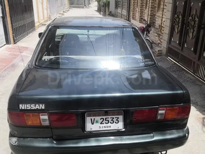 Nissan Sunny 1993