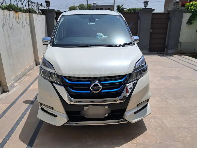 Nissan Serena 2019