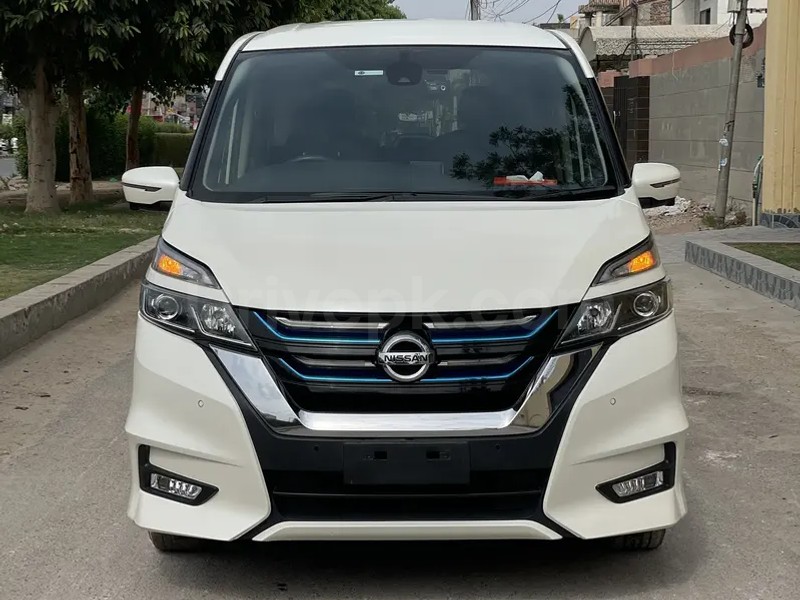 Nissan Serena 2019