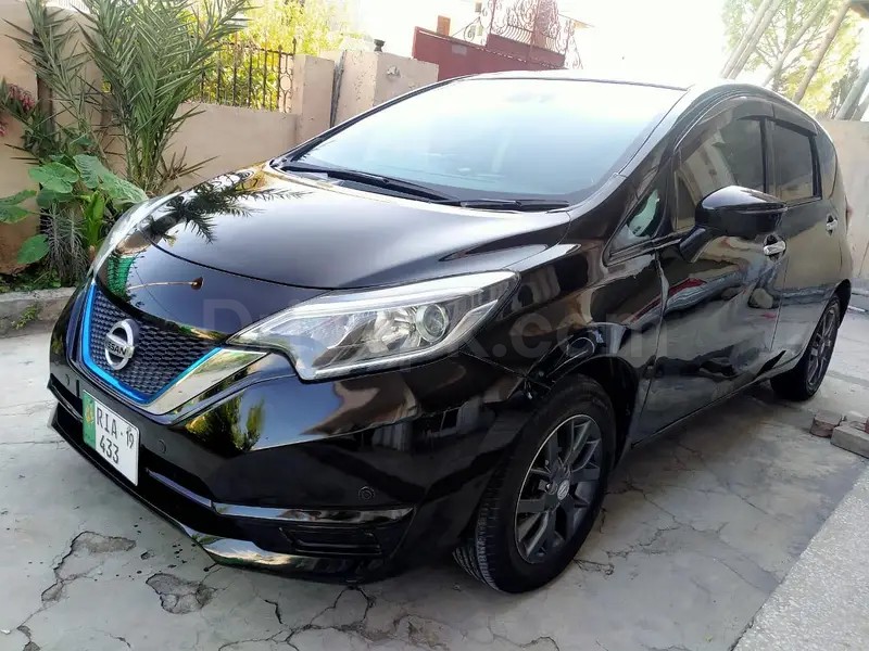 Nissan Note E Power 2016