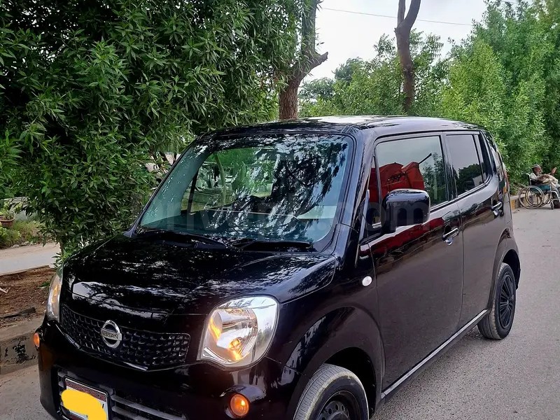 Nissan Moco 2014