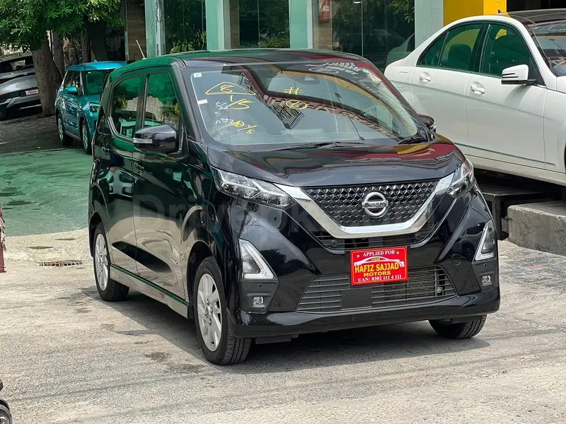 Nissan Dayz Highway Star 2022