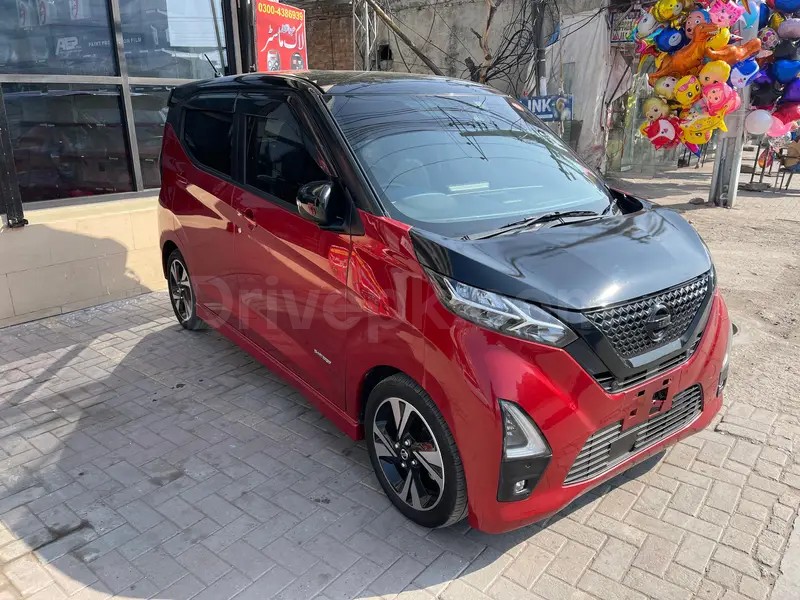 Nissan Dayz Highway Star 2021