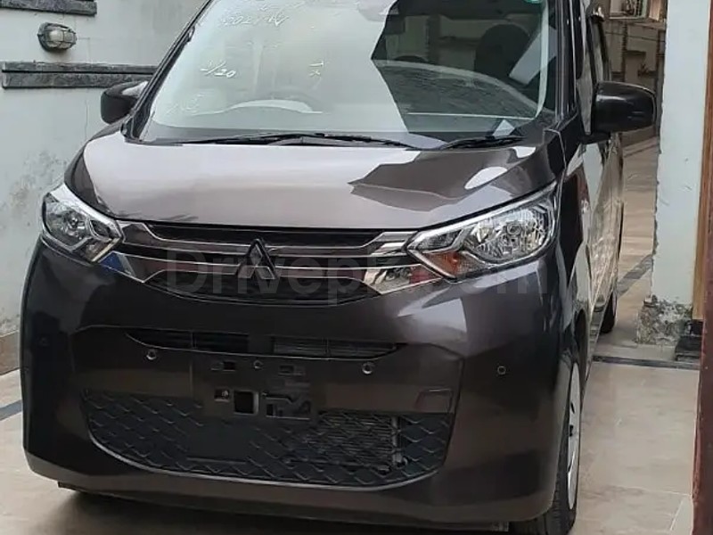 Mitsubishi Ek Wagon 2022