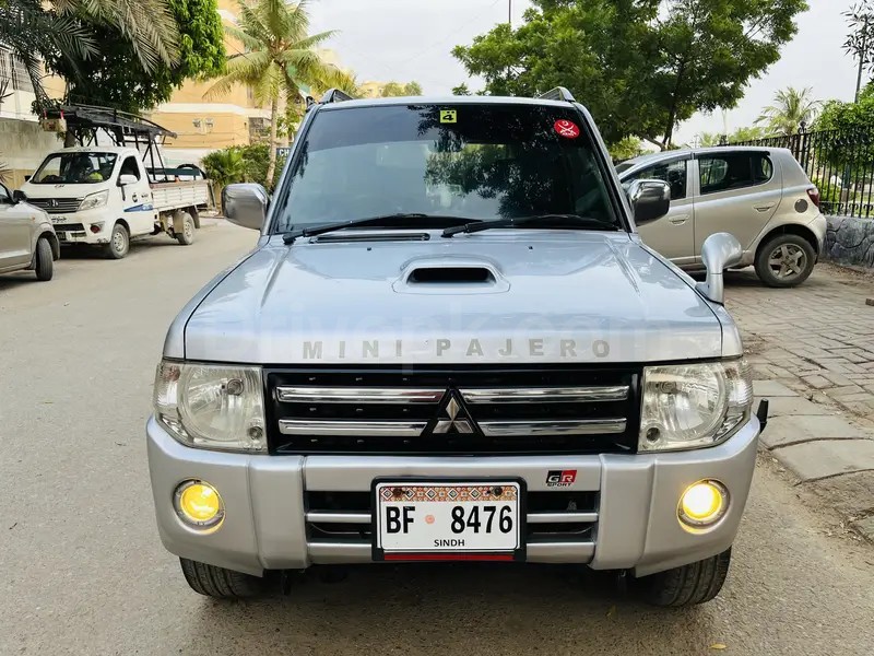 Mitsubishi Pajero Mini 2010
