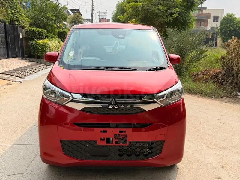 Mitsubishi Ek Wagon 2023