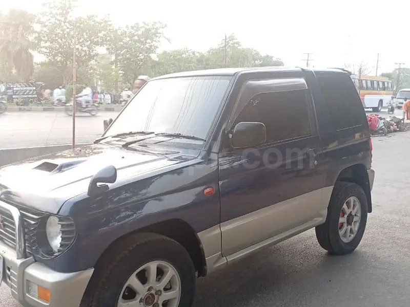 Mitsubishi Pajero Mini 1996