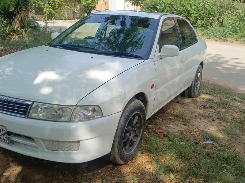 Mitsubishi Lancer 1998