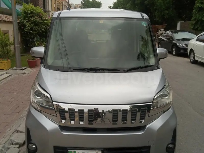 Mitsubishi EK Custom 2014