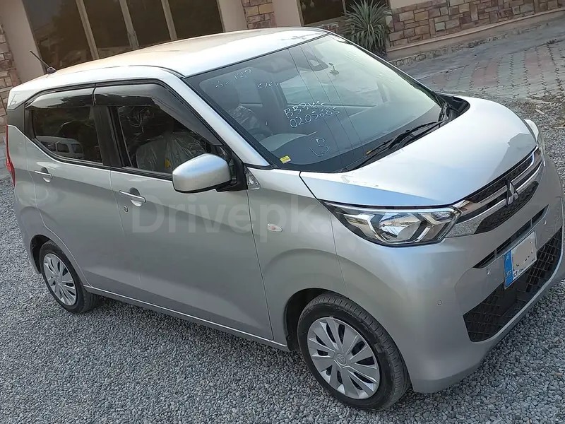 Mitsubishi Ek Wagon 2022