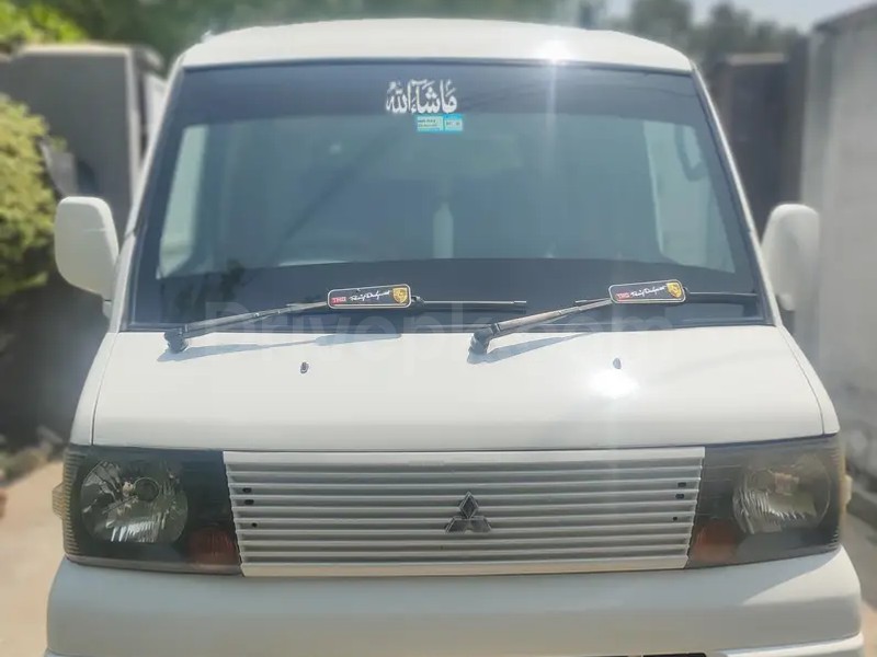 Mitsubishi Minicab Bravo 2007