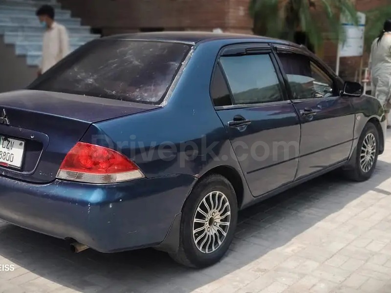 Mitsubishi Lancer 2005