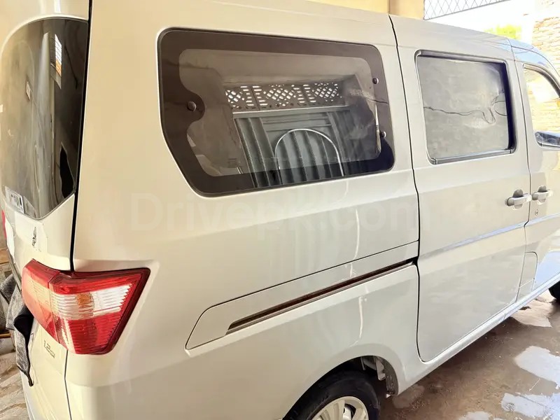 Changan Karvaan 2024