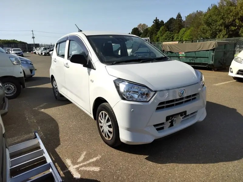 Daihatsu Mira 2022