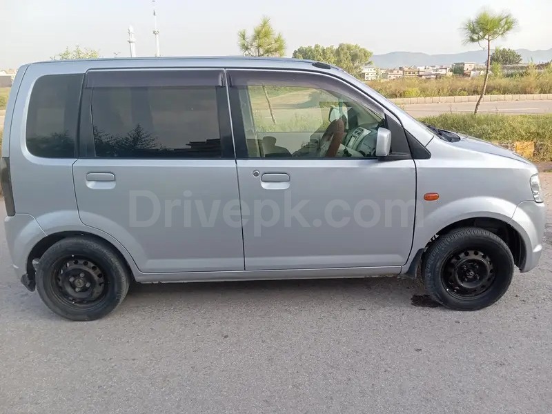 Mitsubishi Ek Wagon 2012