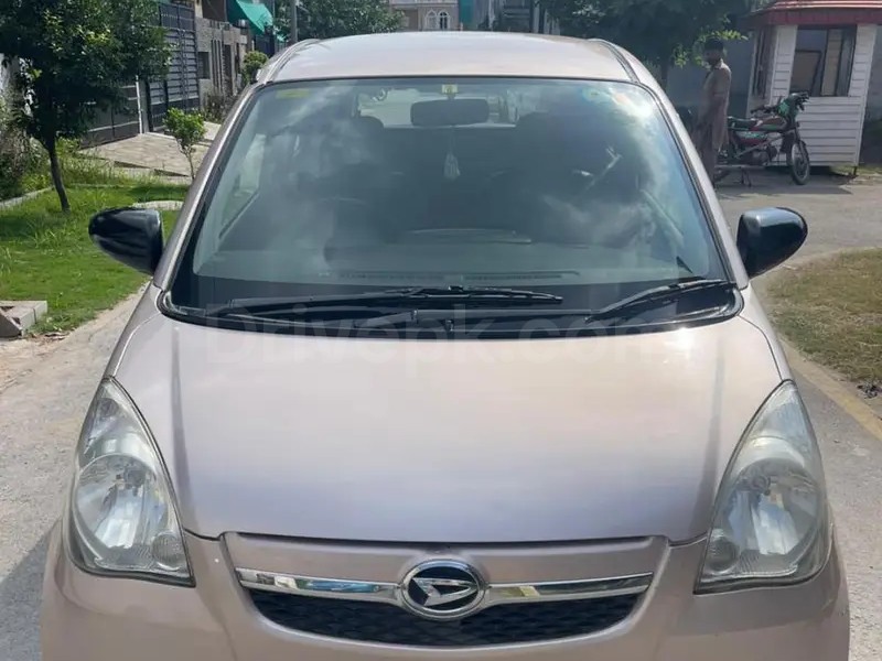 Daihatsu Mira 2012