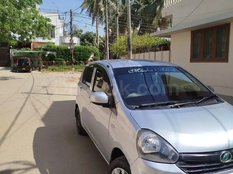 Toyota Pixis Epoch 2013